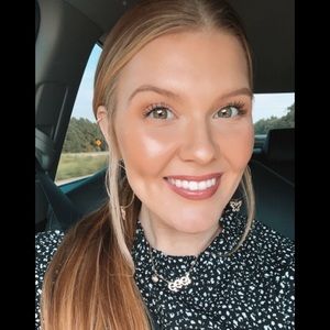 Meet your Posher, Faith